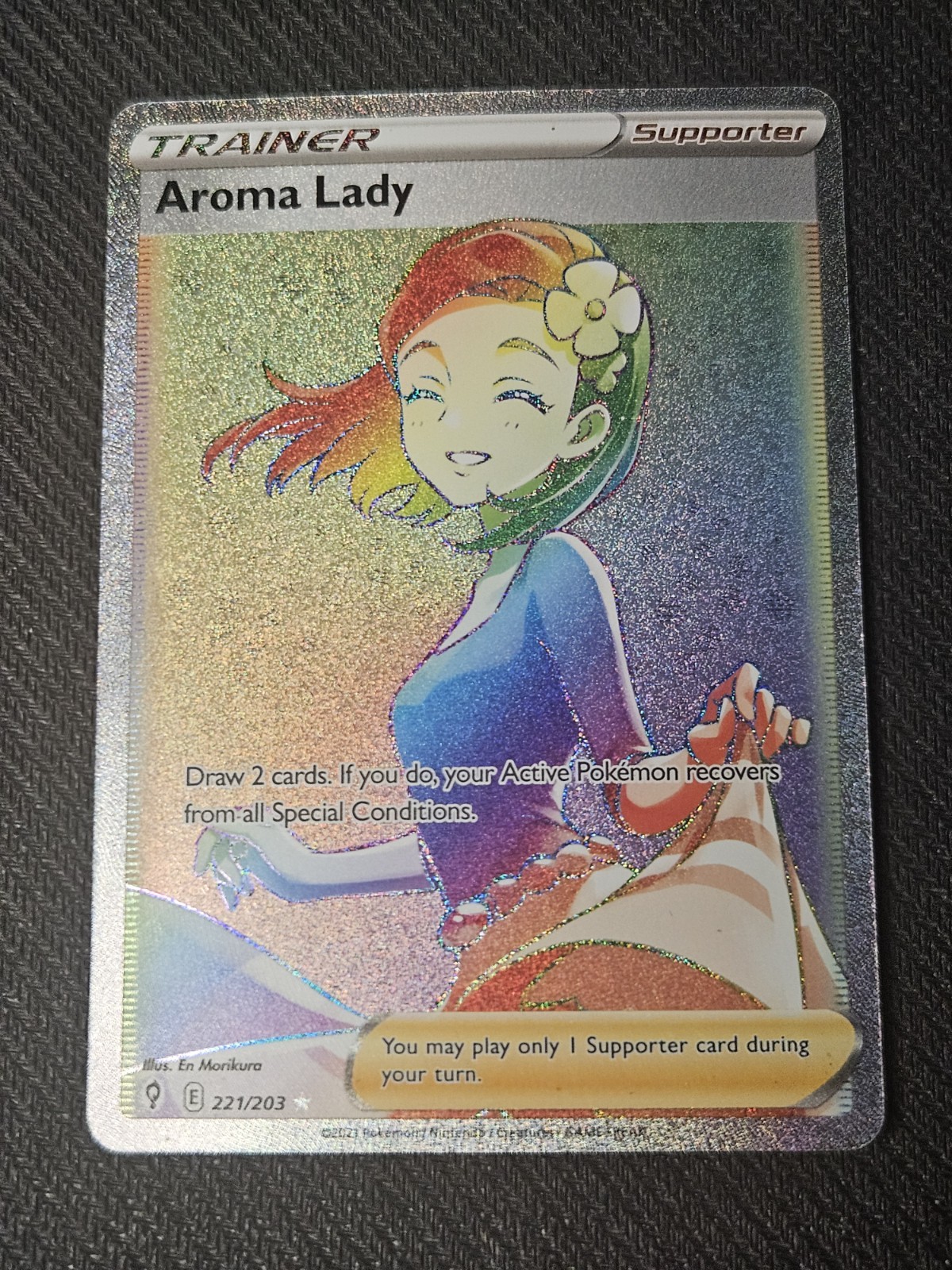 Pokemon Card Aroma Lady 221/203 Evolving Skies Secret Rare Near Mint