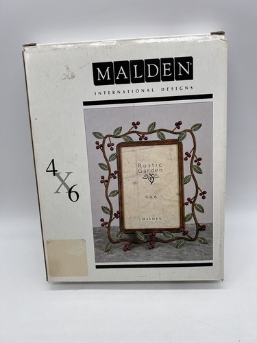 Vtg Made In 2000 Malden Floral Metal Picture Frame 4x6 Rustic Garden Red Berries - Picture 5 of 9