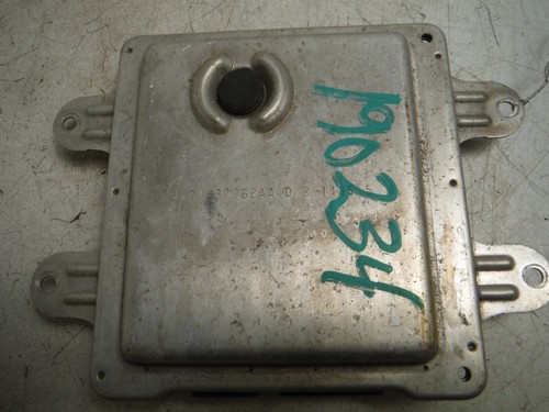 2004 Dodge Durango Front Control Unit Module OEM 56038762AT - Picture 7 of 8