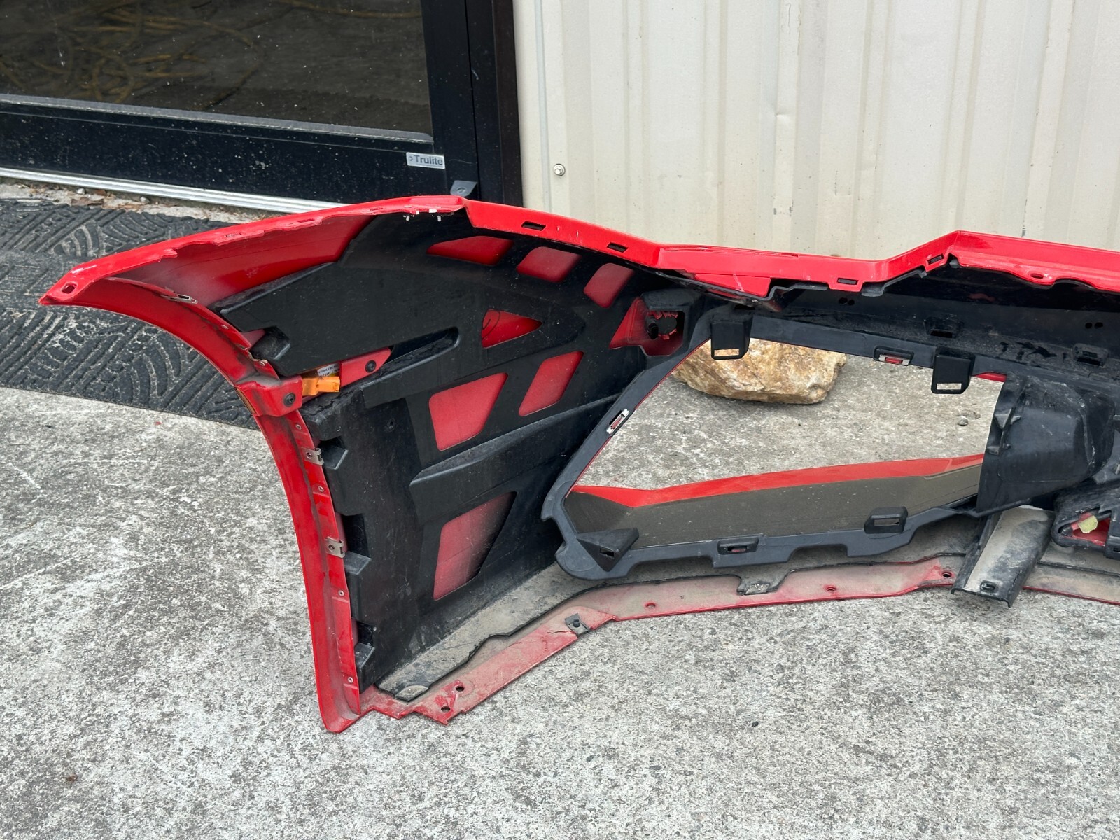2015 LAMBORGHINI HURACAN LP 610-4 FRONT BUMPER COVER GENUINE OEM -DAMAGE-