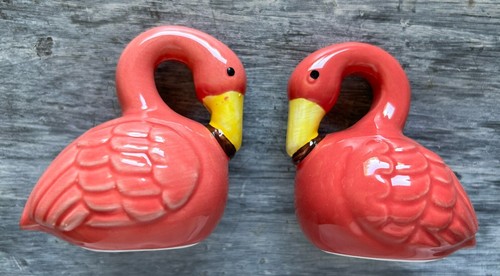 Flamingo Salt & Pepper Shakers Set Pink Yellow Beak NOS in Box 3"x2.5"