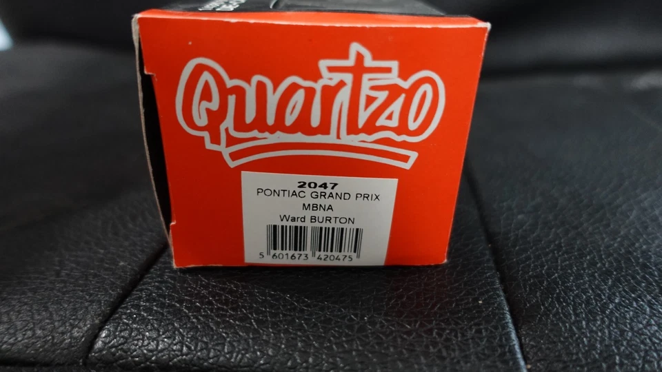 Ward BURTON 庞蒂亚克大奖赛 MBNA 1/43 压铸库存汽车盒全新未开封 — 第 3/4 张图片