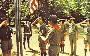 1978 AR Hardy Kamp Kia Kima Flag Raising Boy Scouts of America Postcard BS12