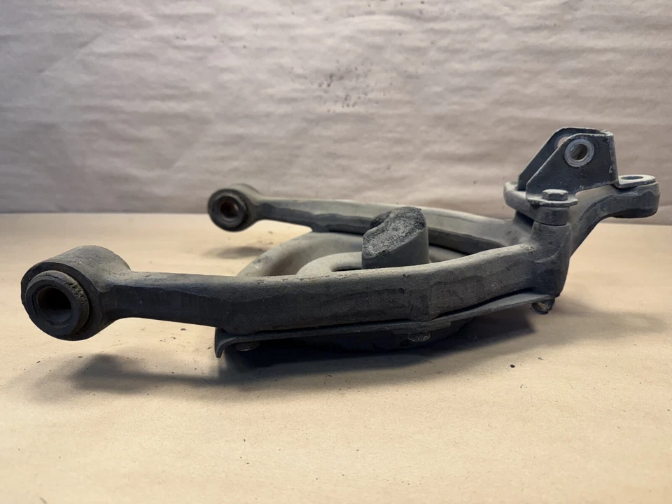 Suspensión delantera inferior derecha Wishbone C41314 OEM Jaguar XJS XJ12 XJ6 original Foto 2 de 4