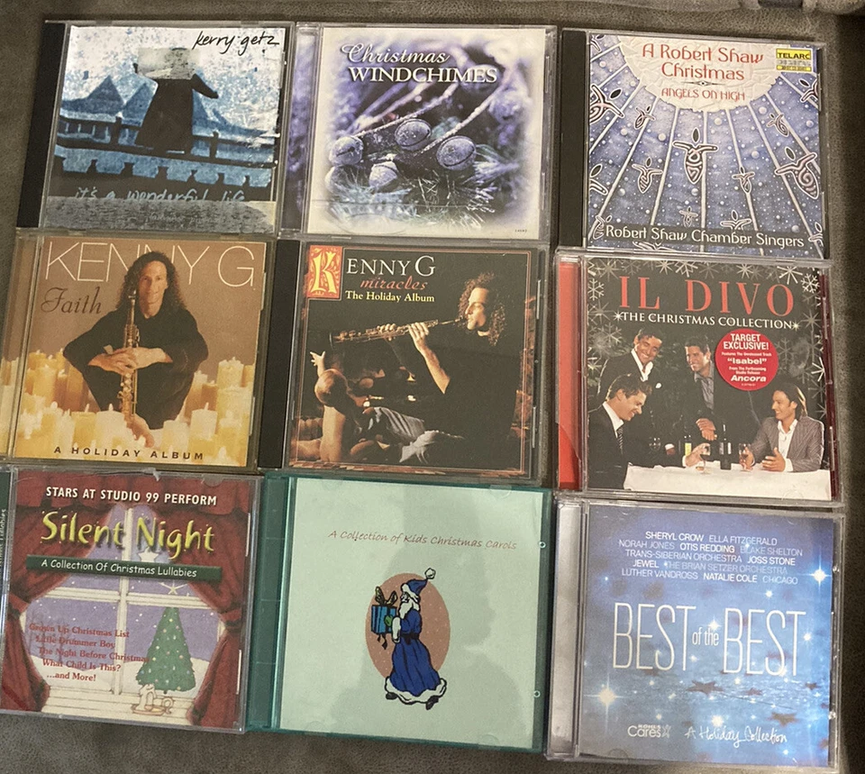 Lot of 38 Used ASSORTED Christmas CDs - Bulk MISC CDs Kenny G, Josh Groan & More Foto 2 de 4