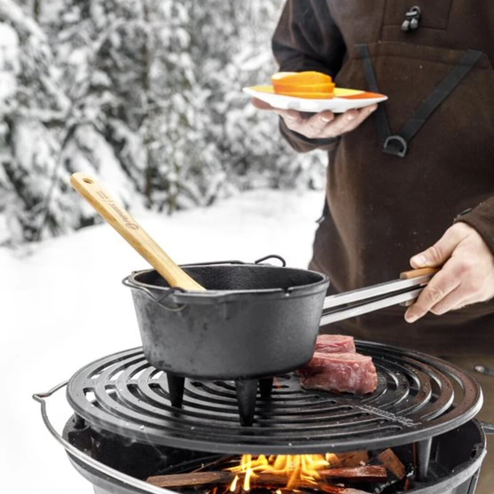 Horno holandés de hierro fundido Petromax para fogata o cocina doméstica, pre-sazonado, 3 patas Foto 4 de 4