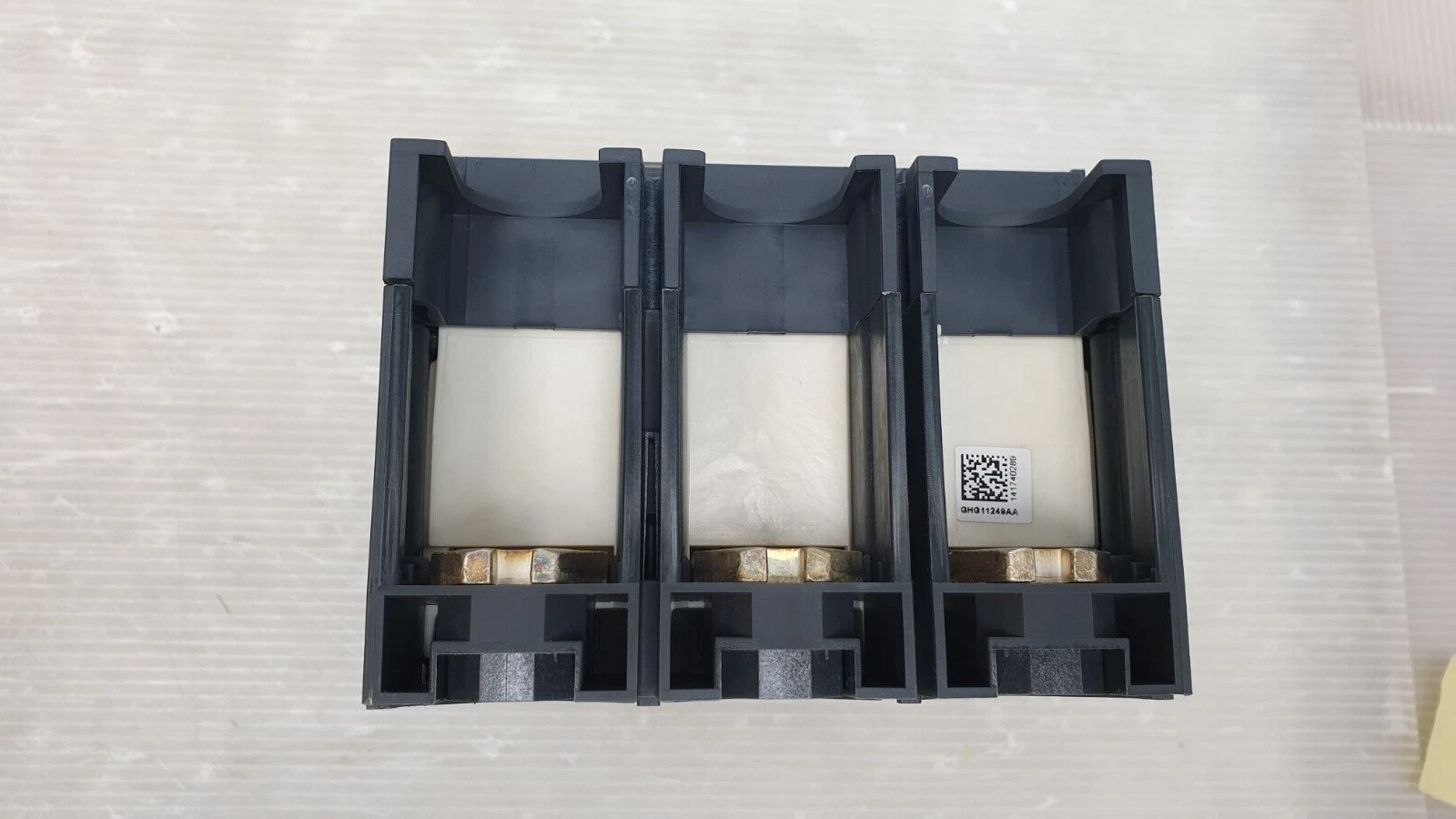 Terminal chambers of the Compact NSX630N with connection nuts