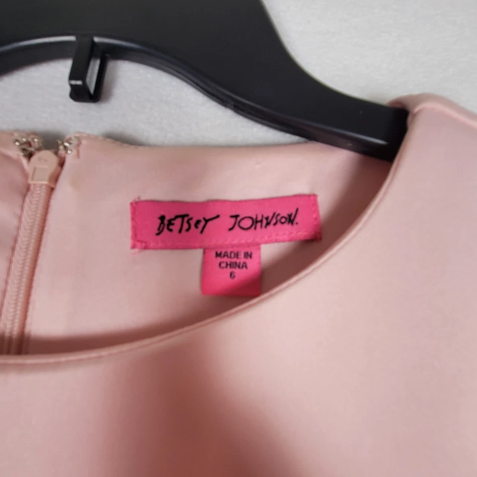 Betsey Johnson 连衣裙 Mod 水肺换装连衣裙 女式 6 码 粉色荷叶边口袋 — 第 4/4 张图片