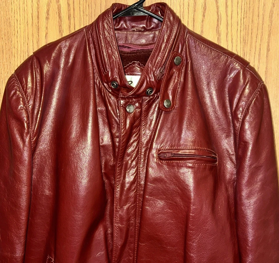 Bermans de Colección Años 80 Cuero Rojo Borgoña Para Hombres Talla 44 Bombardero Moto Chaqueta Forrada de Piel Foto 2 de 4