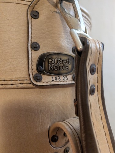 VINTAGE Butchart Nicholls Leather golf bag With Shoulder Strap - Picture 2 of 8