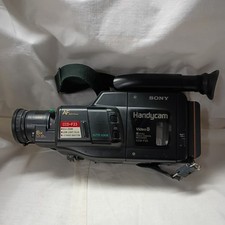 Sony Handycam Video 8 CCD-F33 Camcorder Bundle POWERS ON READ DESCRIPTION B308