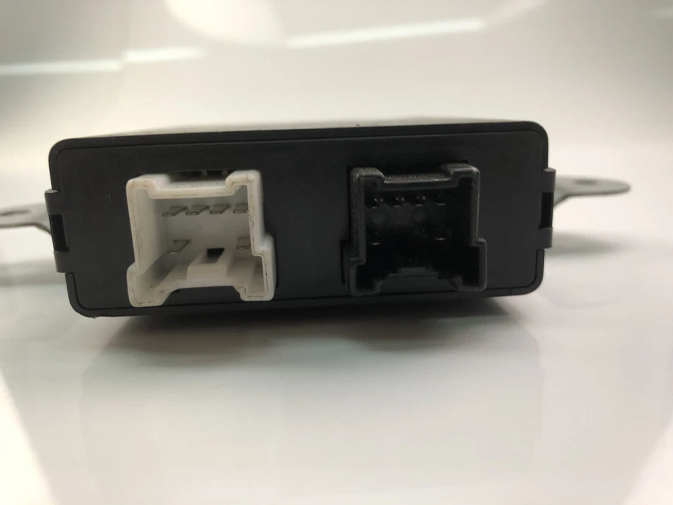 Centralina HYUNDAI SANTA FÉ I SM 98750-26000 14039454 - Immagine 2 di 4