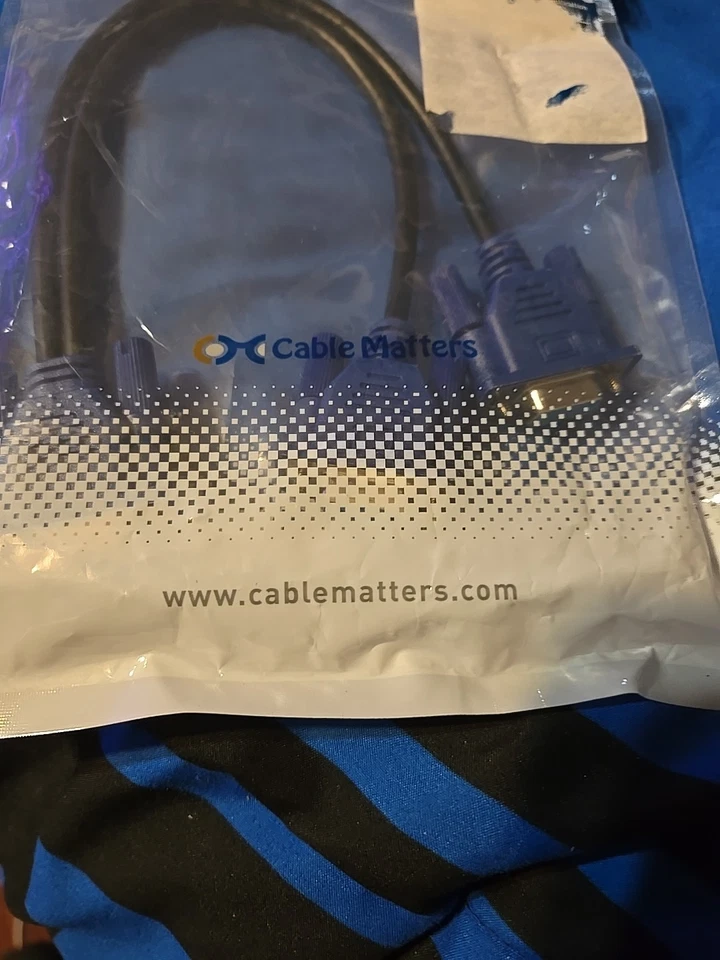 VGA Splitter Cable VGA Y Cable Screen Duplication 1 Foot Cable Matters - Image 2 of 2