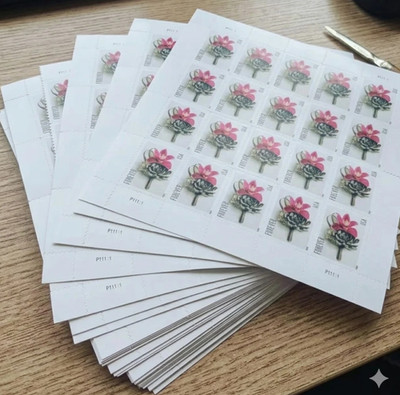 200 Pcs Contemporary Boutonniere Forever Stamps 2020 USPS Scott #5457 10 sheets