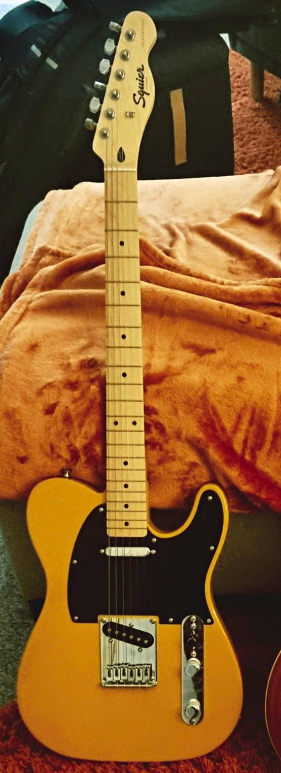 Squier Telecaster Electric Gutiar Affinity Butter Scotch Blonde With Case