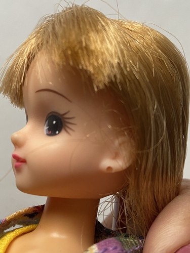 Takara Licca Chan 9” Doll Casual Dress TOMY Japan Y2K Kawaii Barbie Doll - Picture 7 of 14