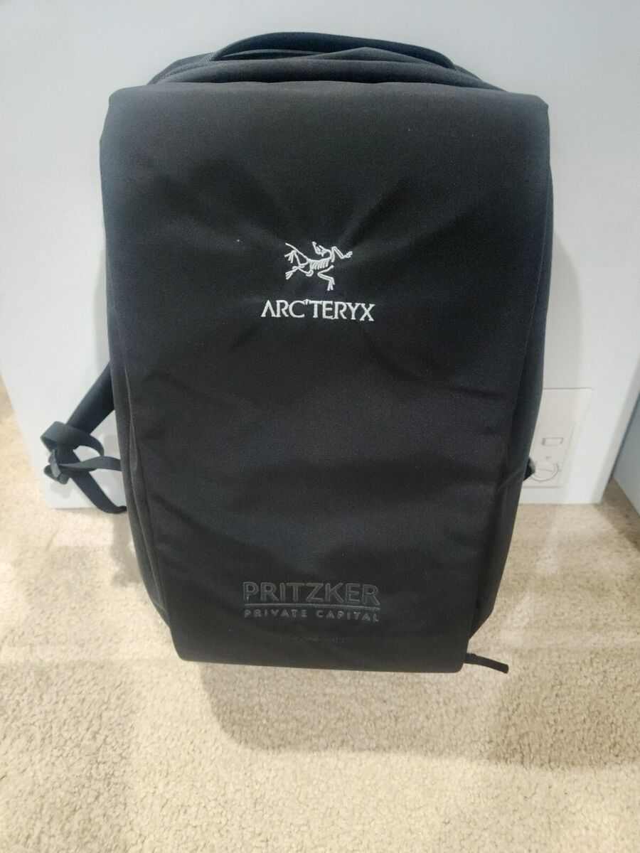 Arc'teryx Blade 28 Urban Travel Backpack Laptop Padded Multi Arc'teryx Blade 28 Urban Travel Backpack Laptop Padded Multi
