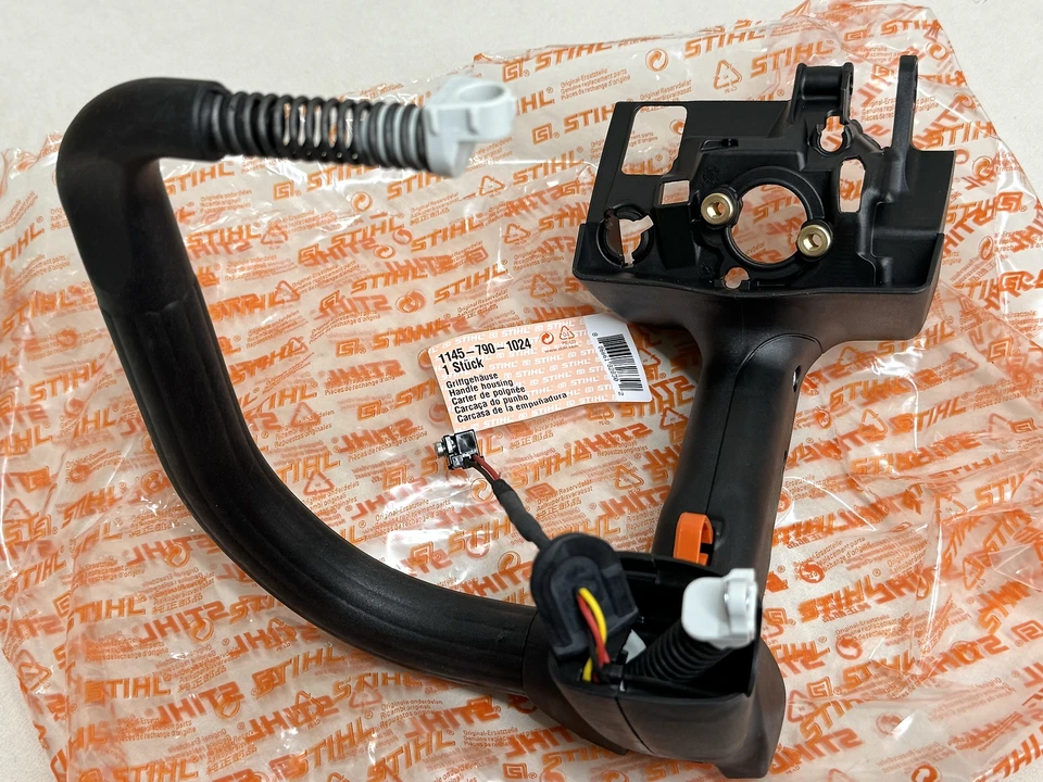 CARCASA DE MANGO STIHL OEM 1145 790 1024 MS 201 TC-M MS201TC-M M-TRONIC GENUINA Foto 2 de 4