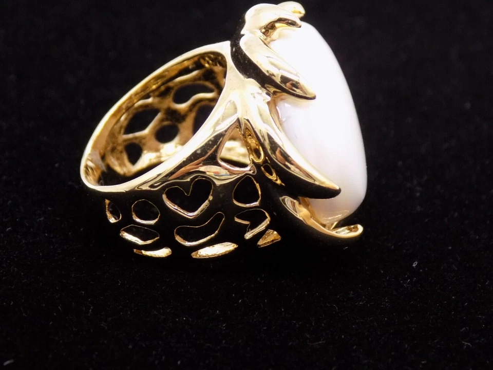 Anillo Bellezza Distintivo Blanco Madreperla Bronce Llamas Recortadas Talla 6 Foto 3 de 4