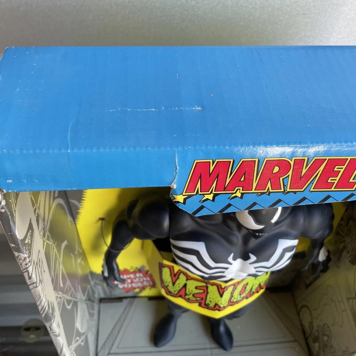 🔥Marvel Supersize Super Heroes Venom 15