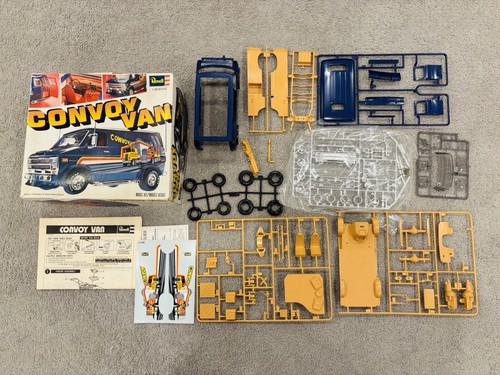 Revell Convoy Chevy Van Vintage Modellbausatz Maßstab 1:25 1979 ungebaut Stickerbogen