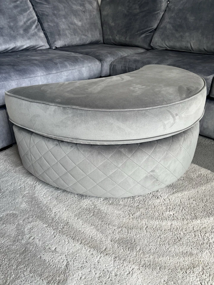 Orka Velvet Half-moon Footstool - Image 2 of 3