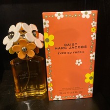 Daisy Eau So Fresh Twinkle Marc Jacobs 香水- 一款2017年女用香水