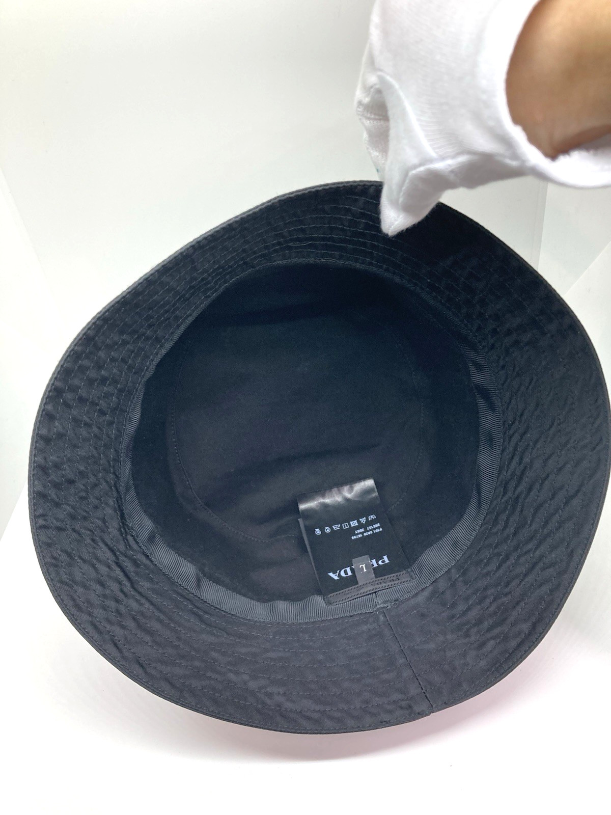 Used Prada   Nylon Triangle PlacketBucket Hat Black  Unisex 28685 thumbnail 8