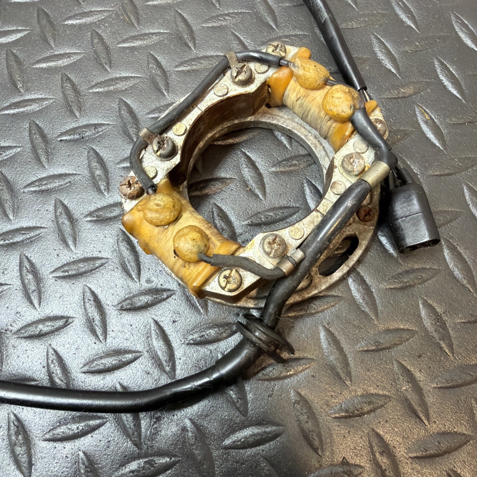 1978 78 SUZUKI RM400 RM 400 OEM Stator Magneto Generator GOOD SPARK!