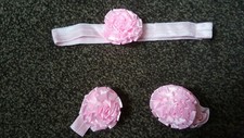 Brand New Baby Girls Headband And Barefoot Sandal Set Pink Ruffle Flowers