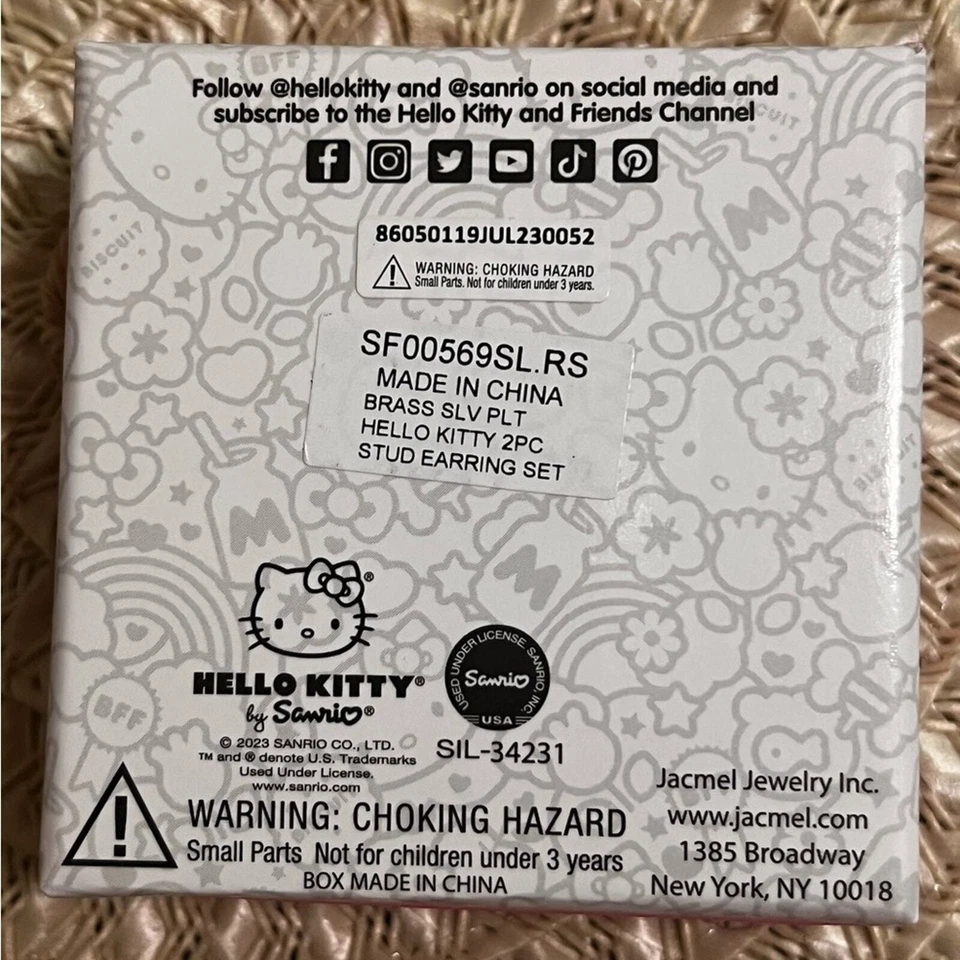 Pendientes Hello Kitty chapados en plata fina nuevos en caja Foto 2 de 3