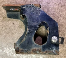 Kenworth  Hood Pivot Support Bracket  A85-1523R   #14056  * In Stock *