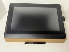 Wacom - Cintiq 16 Creative Pen Display Drawing Tablet DTK1660K0A  - Black