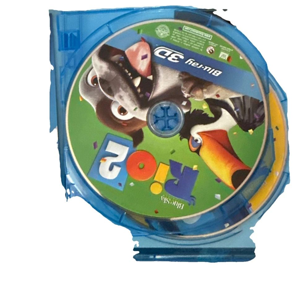 RIO 2 Deluxe Edition (Blu-ray 3D/Blu-ray/DVD) LIKE NEW! - Image 3 of 4