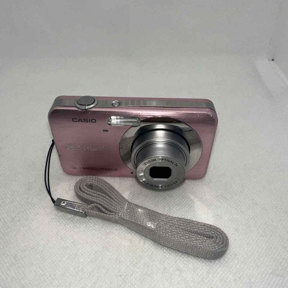 Pink Digital Camera Casio EX-Z80 8.1 MP Tested Plus Charger Battery And 2GB SD - Image 3 of 4