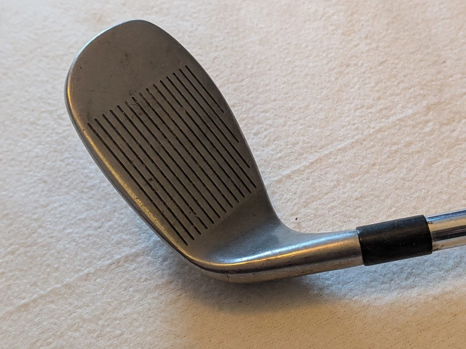 Spalding Executive XE #9 Iron Jet Step Lite Steel R‑Flex Used Golf Club RH - Image 3 of 4