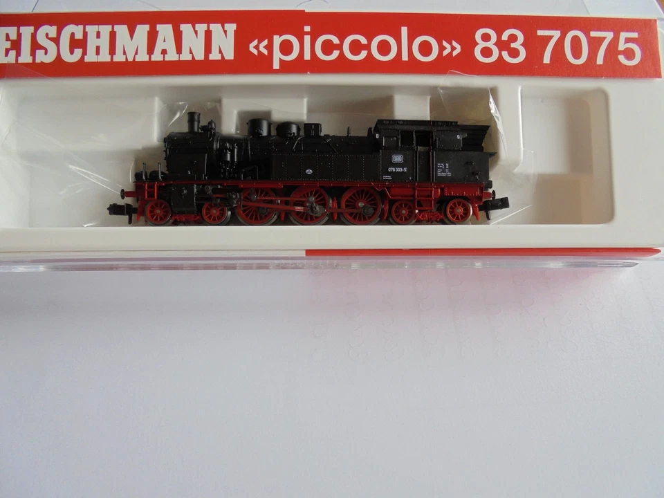 Fleischmann N, 83 7075, BR 78, Nr. 078 303-5 DB, schwarz/rot, DB-Keks, neu/OVP 