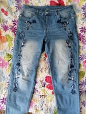 Damen Jeans mit Stickerei, Gr. 40,sehr gut er...