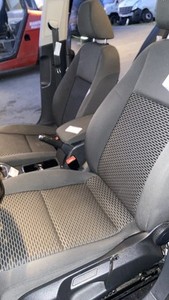 SITZ LINKS VORNE VW Golf VI (5K1) Hatchback 1.6 TDI 16V (CAYC) 5K0881405JYDA