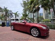 2014 INFINITI Q60 Convertible Premium