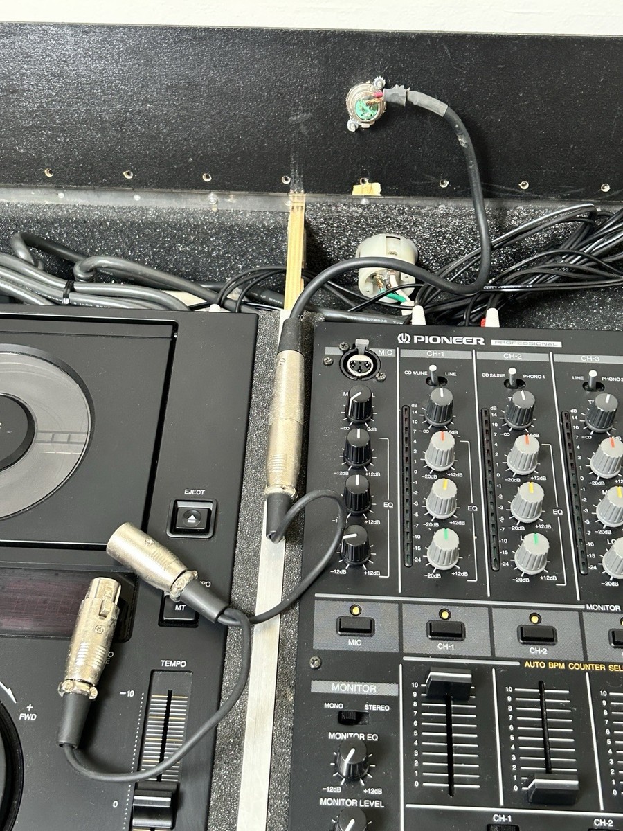 Pioneer DJ Set CDJ-500II (x2) + DJM-500 Mixer Coffin Case Tested