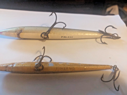 2 VINTAGE MINNOW LURES MARKED FINLAND- 1- 6½" BLACK & SILVER & 1 -5" GOLD - Picture 3 of 3