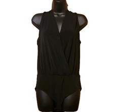 NEW BCBGeneration black Low V-Neck Bodysuit Sz Medium
