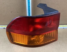 2002-2004 Honda Odyssey Left Driver Side Quarter Panel Mounted Tail Light OEM