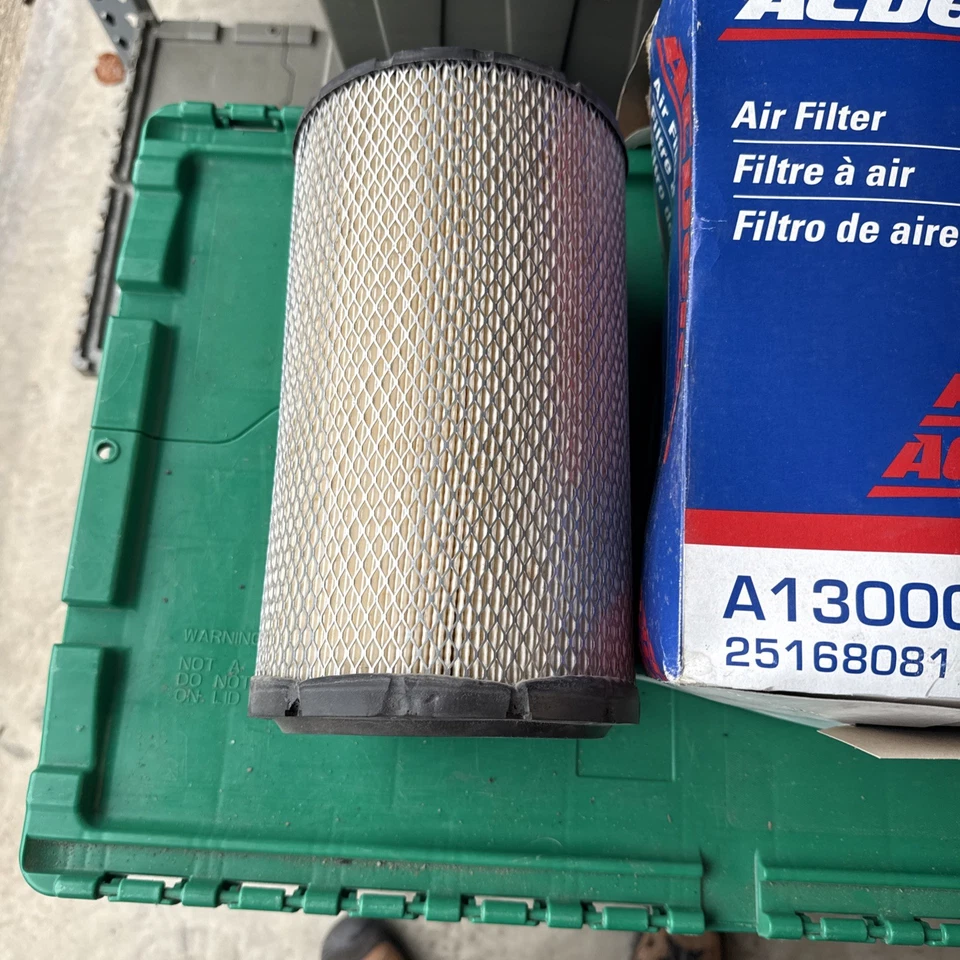 (1) 96 - 00 GMC C1500 C3500 4.3L 5.0L 5.7L 6.3L 7.4L FILTRO DE AIRE MOTOR OEM Nos Foto 2 de 4