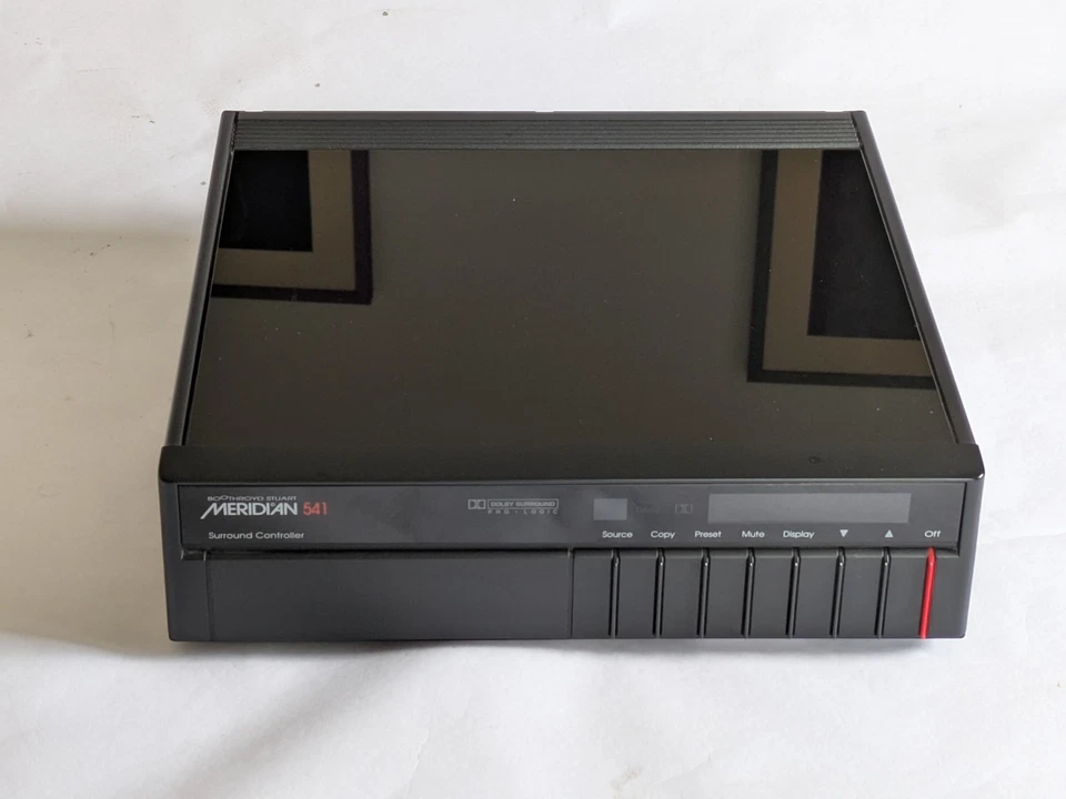 MERIDIAN 541 Preamplificatore Con Telecomando Originale  - Immagine 2 di 4