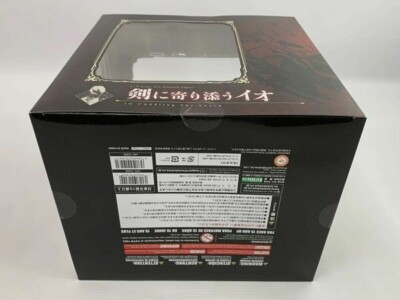 Kotobukiya ARTFX J CODE VEIN Io leaning cuddling her sword 1/7