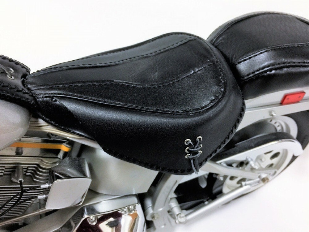 HARLEY DAVIDSON FLSTF Fatboy 1990 1/4 Diecast Model