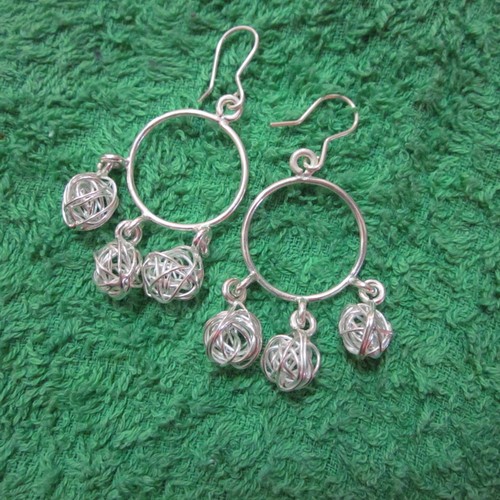 Pendientes de plata esterlina fina Hill Tribe bolas de triple nido colgantes magníficos auc - Imagen 2 de 6