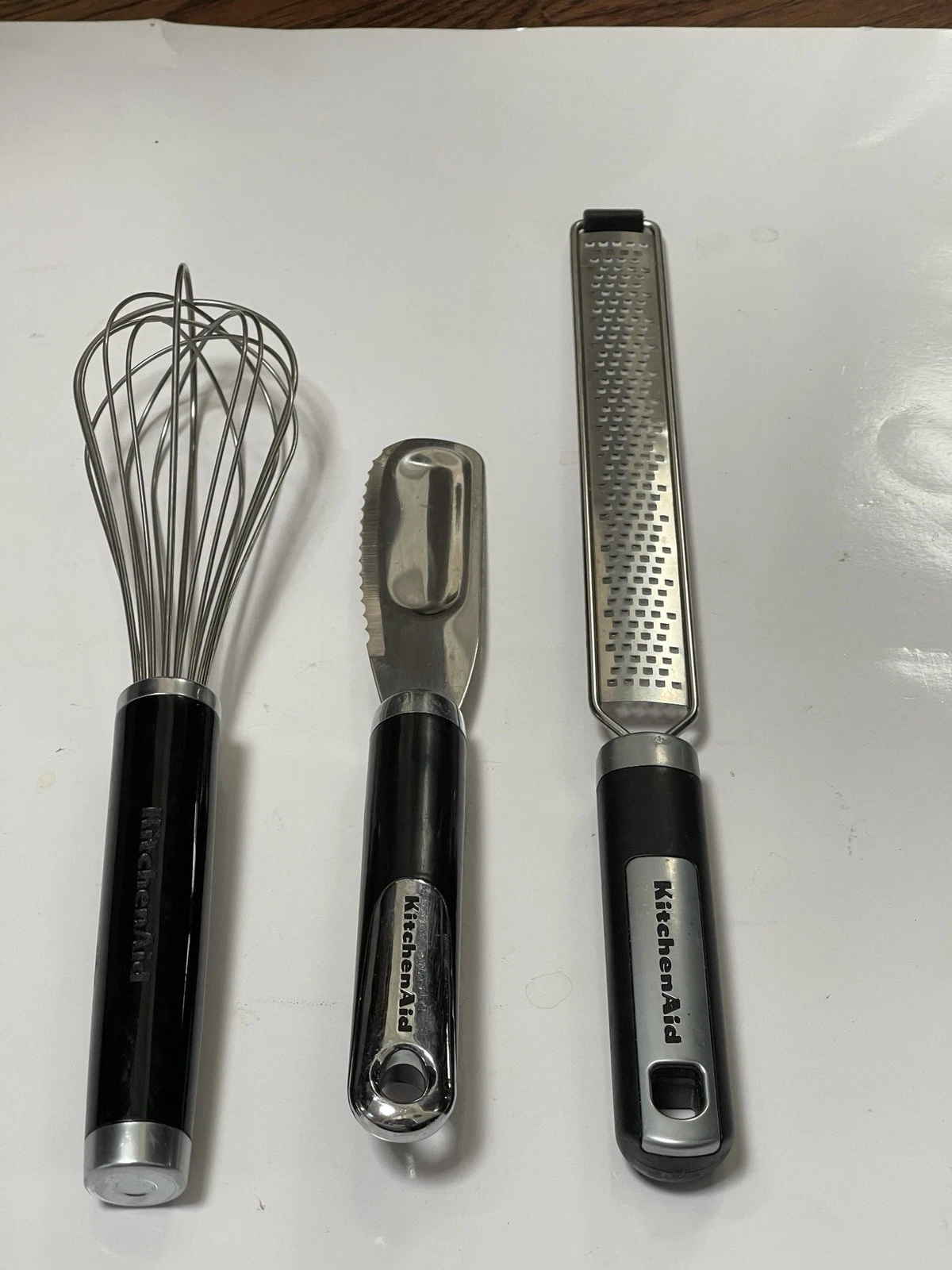 KitchenAid Utensil 3 piece Black matching set Whisk, Zester,Spreader
Opens in a new window or tab